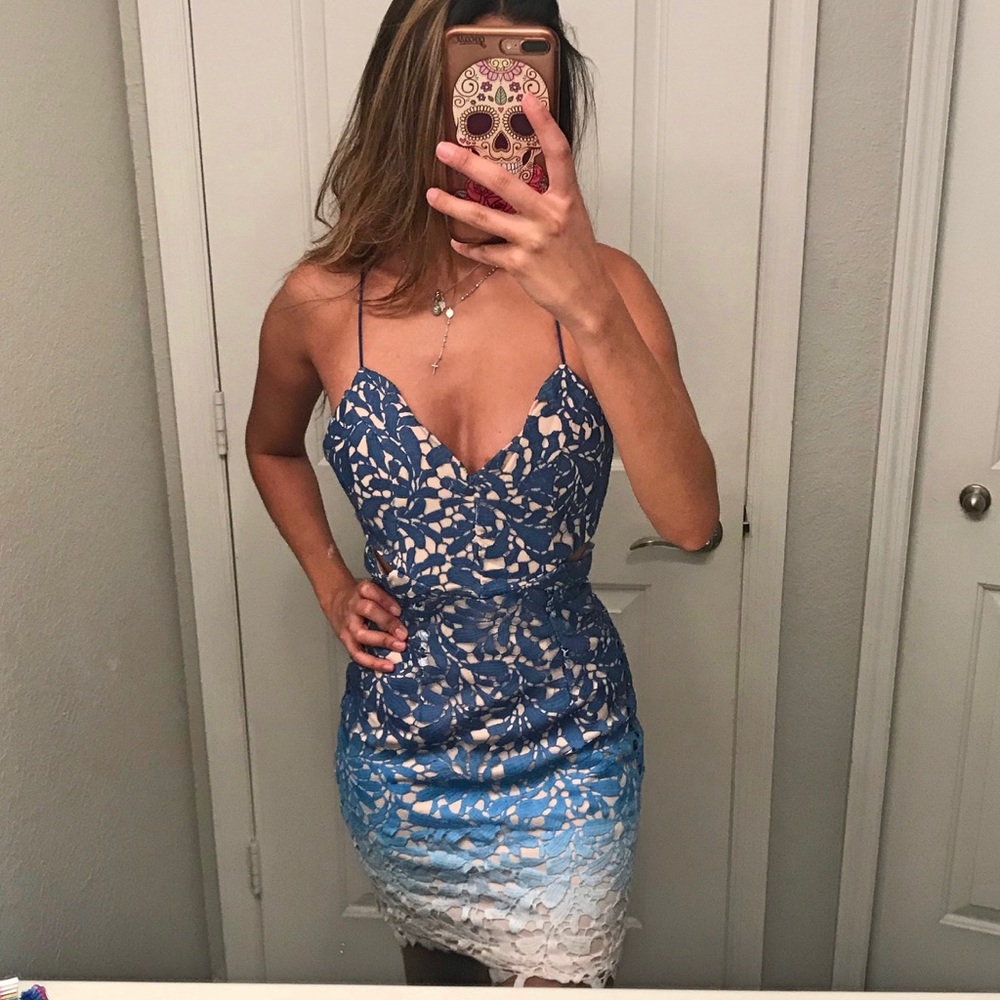 Blue Dress - Picture 3 of 5